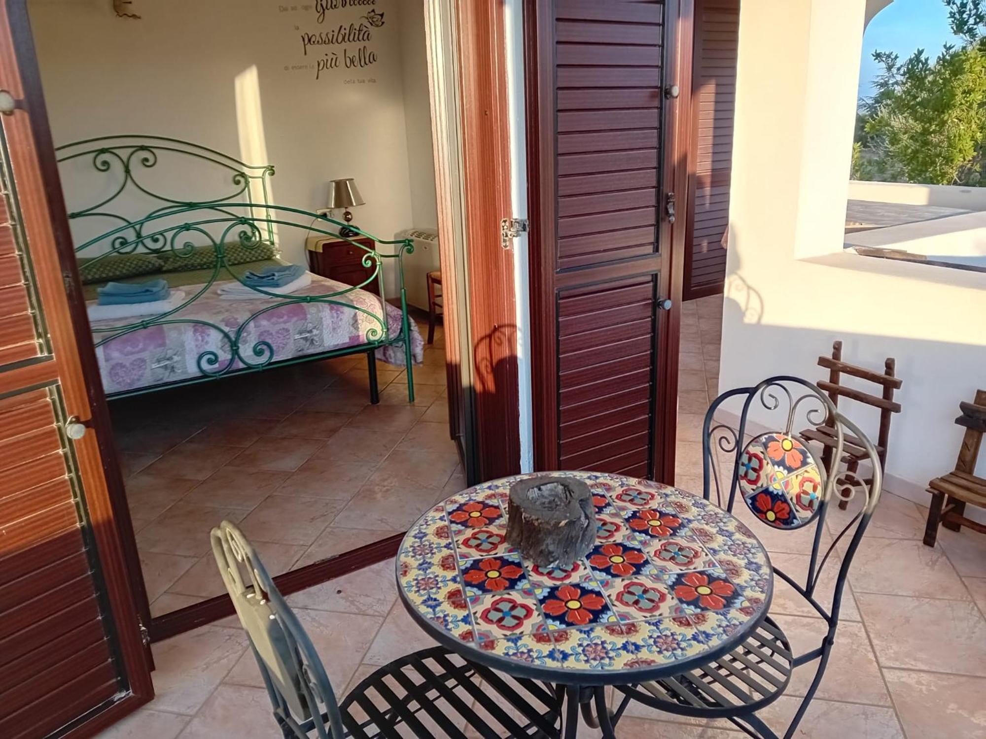 Lugori Bed & Breakfast Seulo Exterior photo